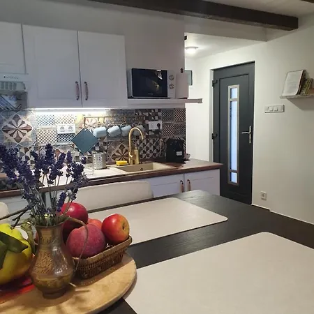 Apartment Eged *